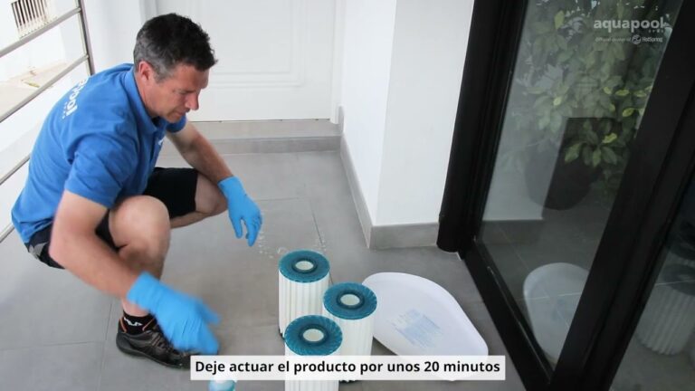 Limpieza Efectiva de Filtros en el Mantenimiento del Jacuzzi