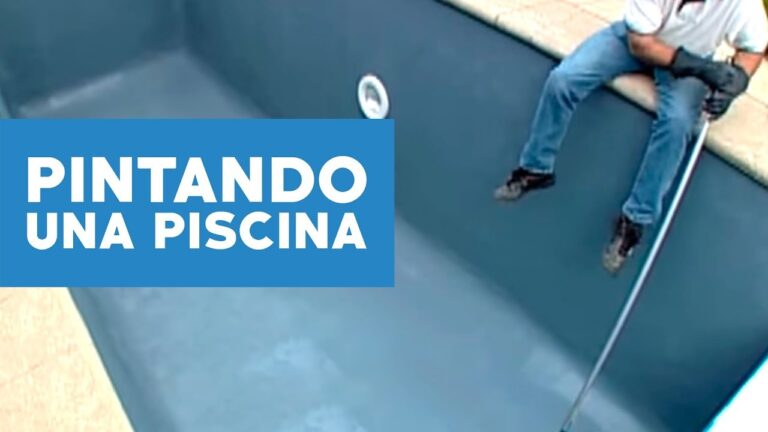 Herramientas Esenciales para Cepillar las Paredes del Jacuzzi
